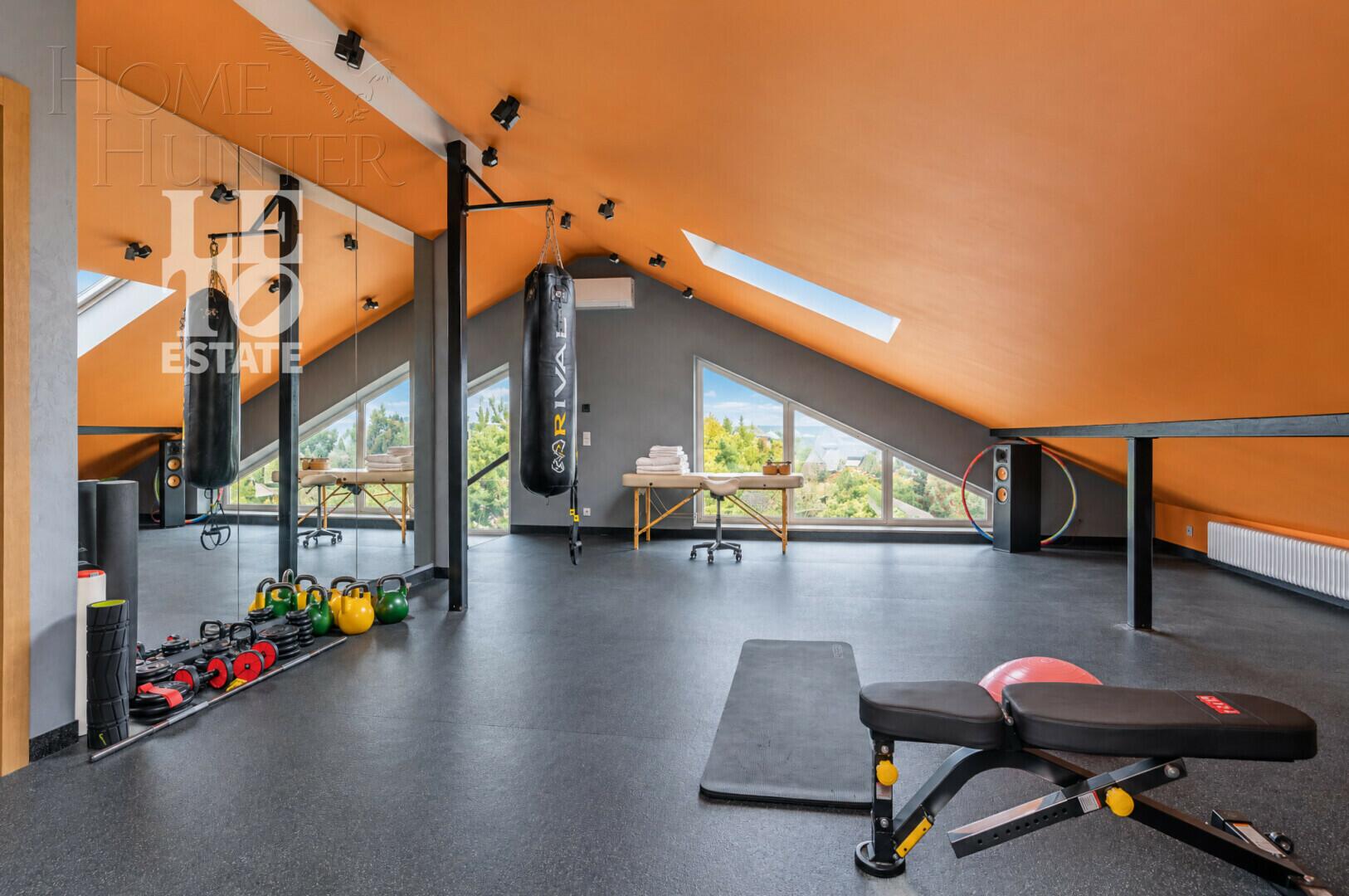 1-этажный коттедж 700 м² с отделкой