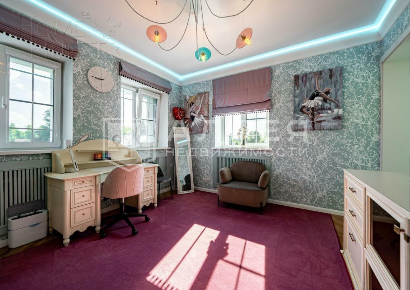 3-этажный коттедж 327 м² с отделкой