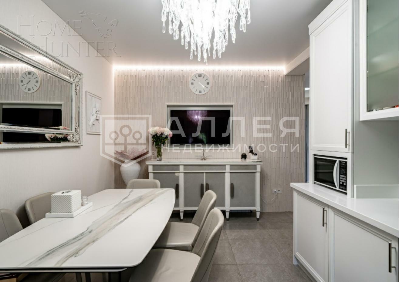 3-этажный коттедж 327 м² с отделкой