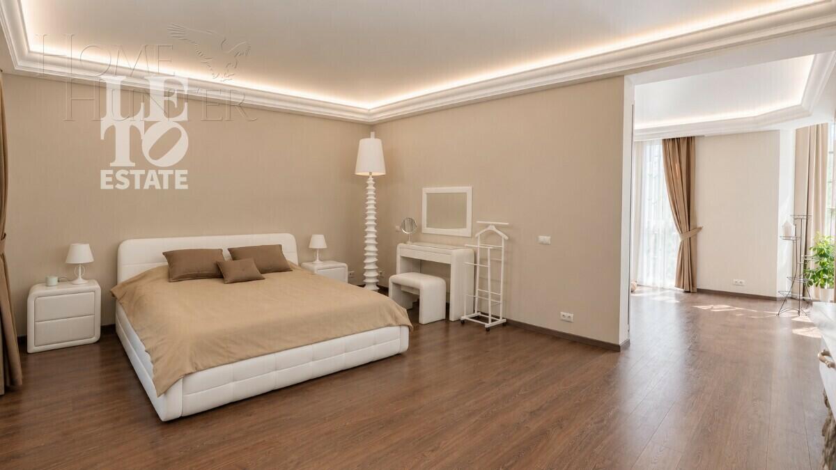 1-этажный коттедж 580 м² с отделкой