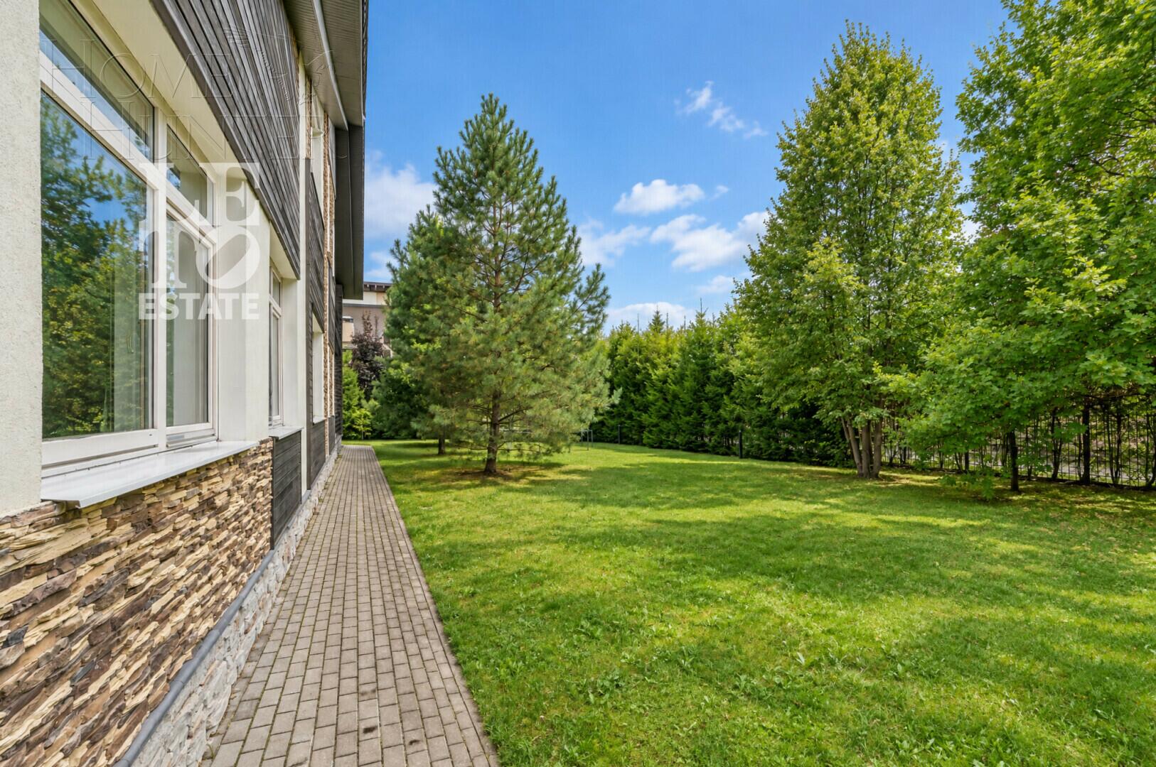 1-этажный коттедж 700 м² с отделкой