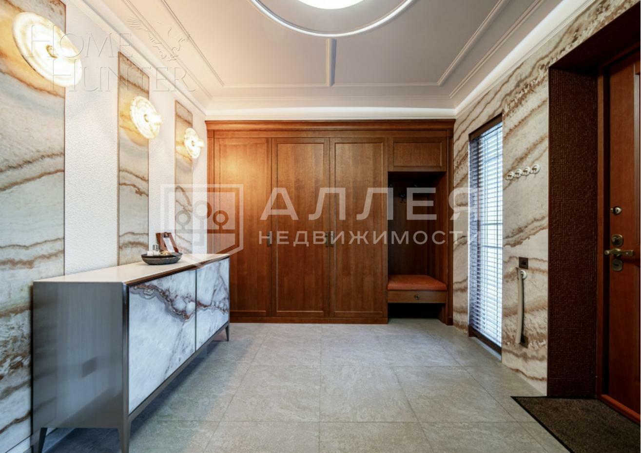 3-этажный коттедж 327 м² с отделкой