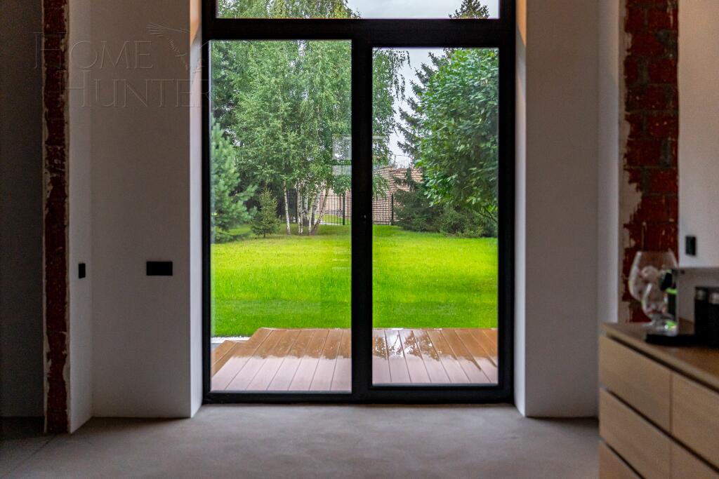 3-этажный коттедж 1 223 м² без отделки