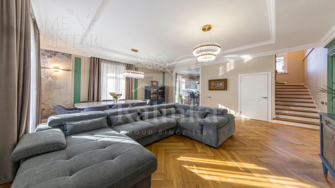 2-этажный коттедж 210 м² с отделкой
