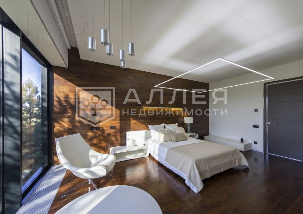 3-этажный коттедж 2 300 м² с отделкой