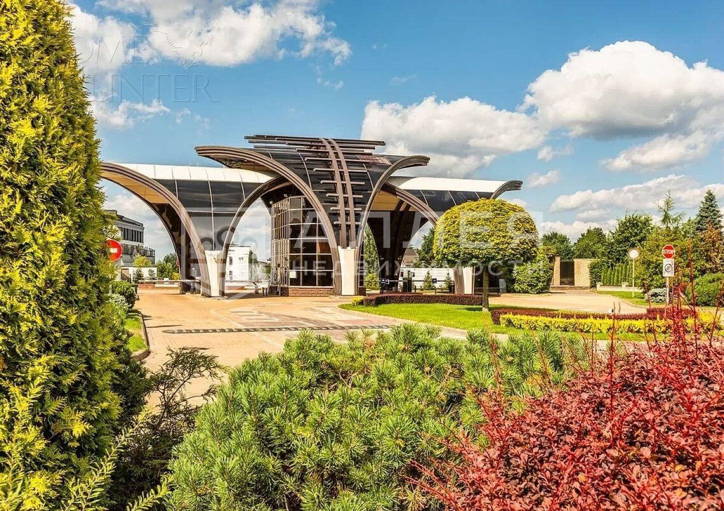 2-этажный коттедж 1 475 м² с отделкой