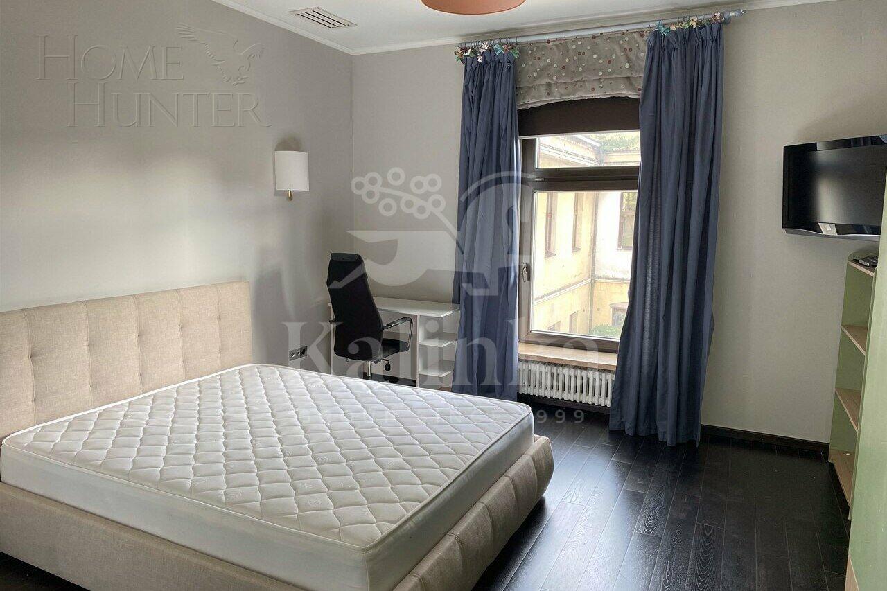 4-КОМН. КВАРТИРА С ОТДЕЛКОЙ 210.6 М² НА 2 ЭТАЖЕ