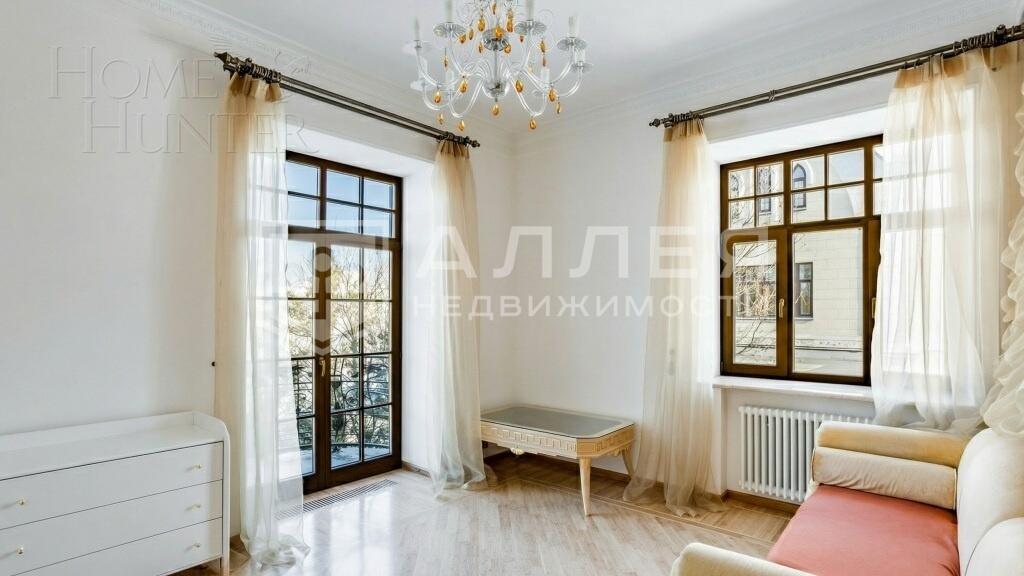 4-этажный коттедж 776 м² с отделкой