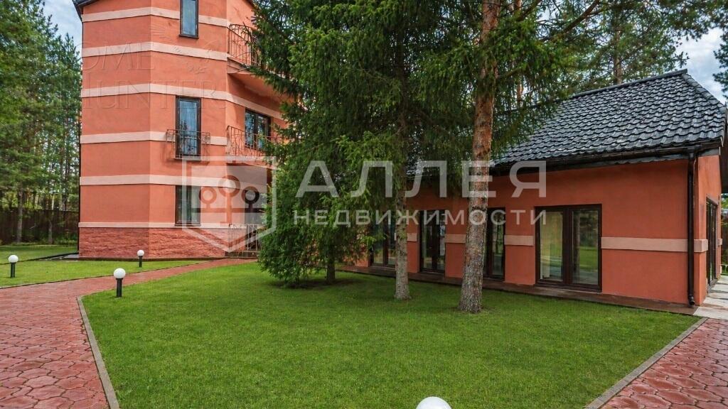 4-этажный коттедж 581 м² с отделкой