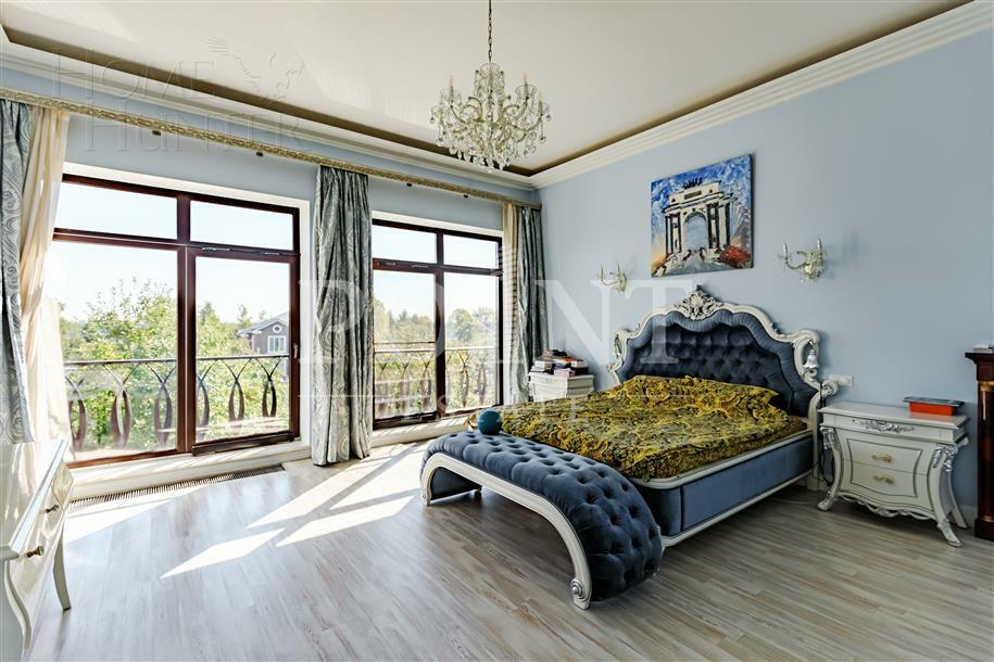КОТТЕДЖ 800 м² с отделкой