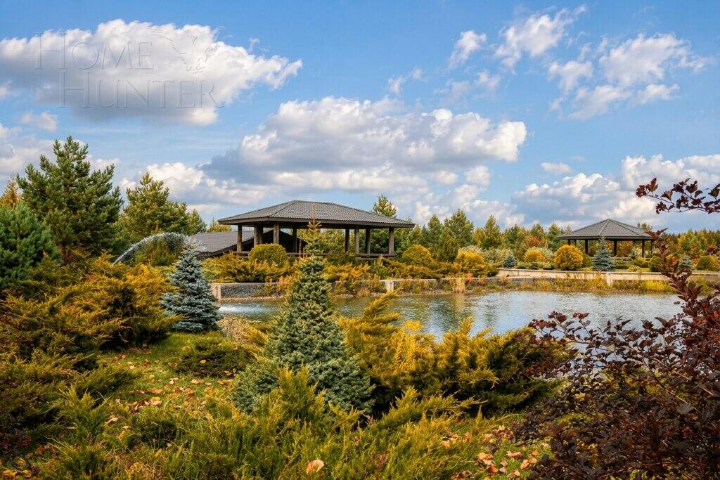 2-этажный таунхаус 300 м² с отделкой