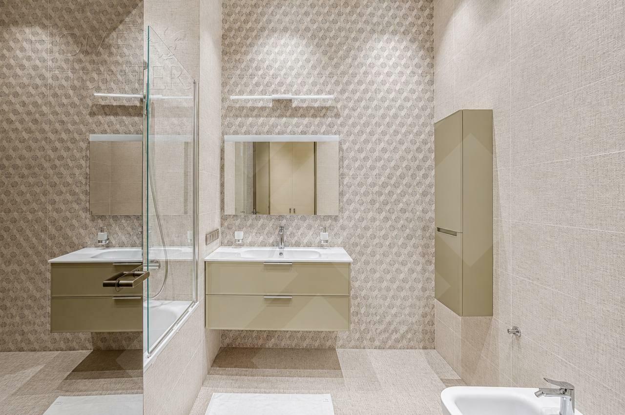 4-КОМН. ПЕНТХАУС С ОТДЕЛКОЙ 242 М² НА 22 ЭТАЖЕ