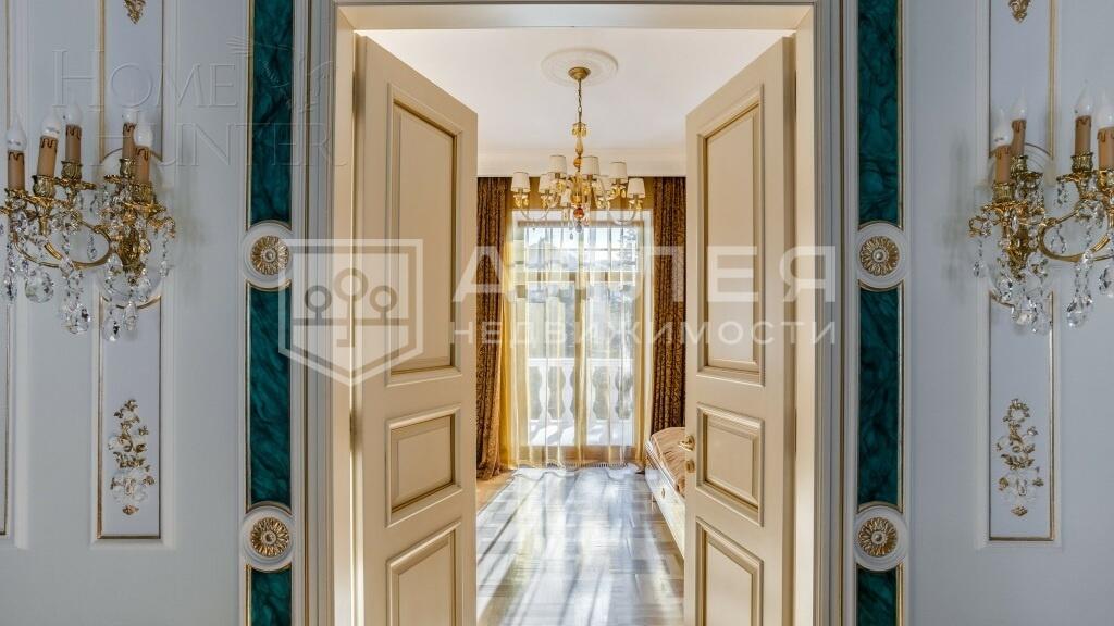 4-этажный коттедж 776 м² с отделкой