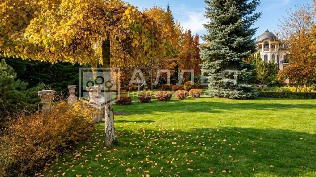4-этажный коттедж 776 м² с отделкой