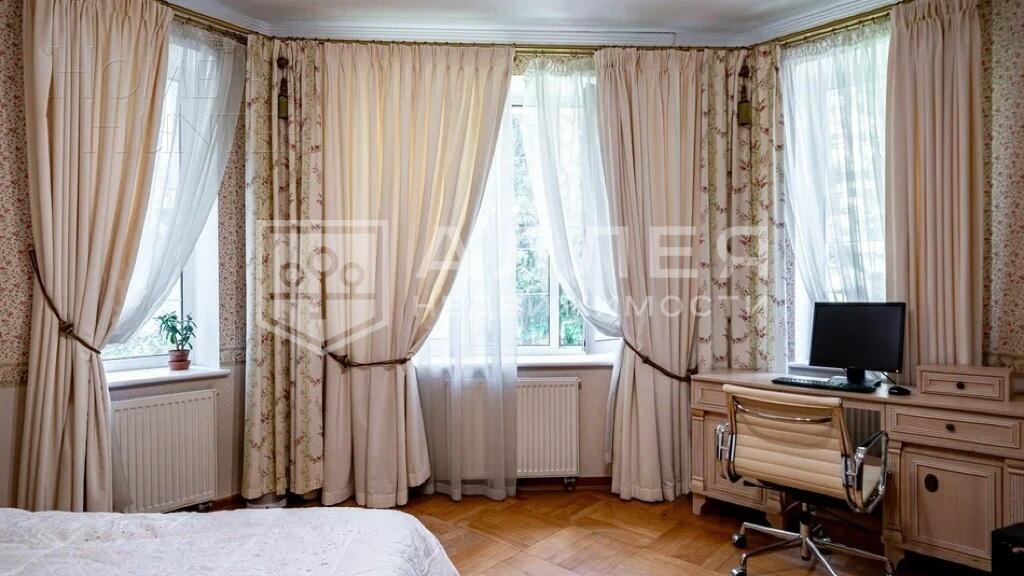 2-этажный коттедж 735 м² с отделкой