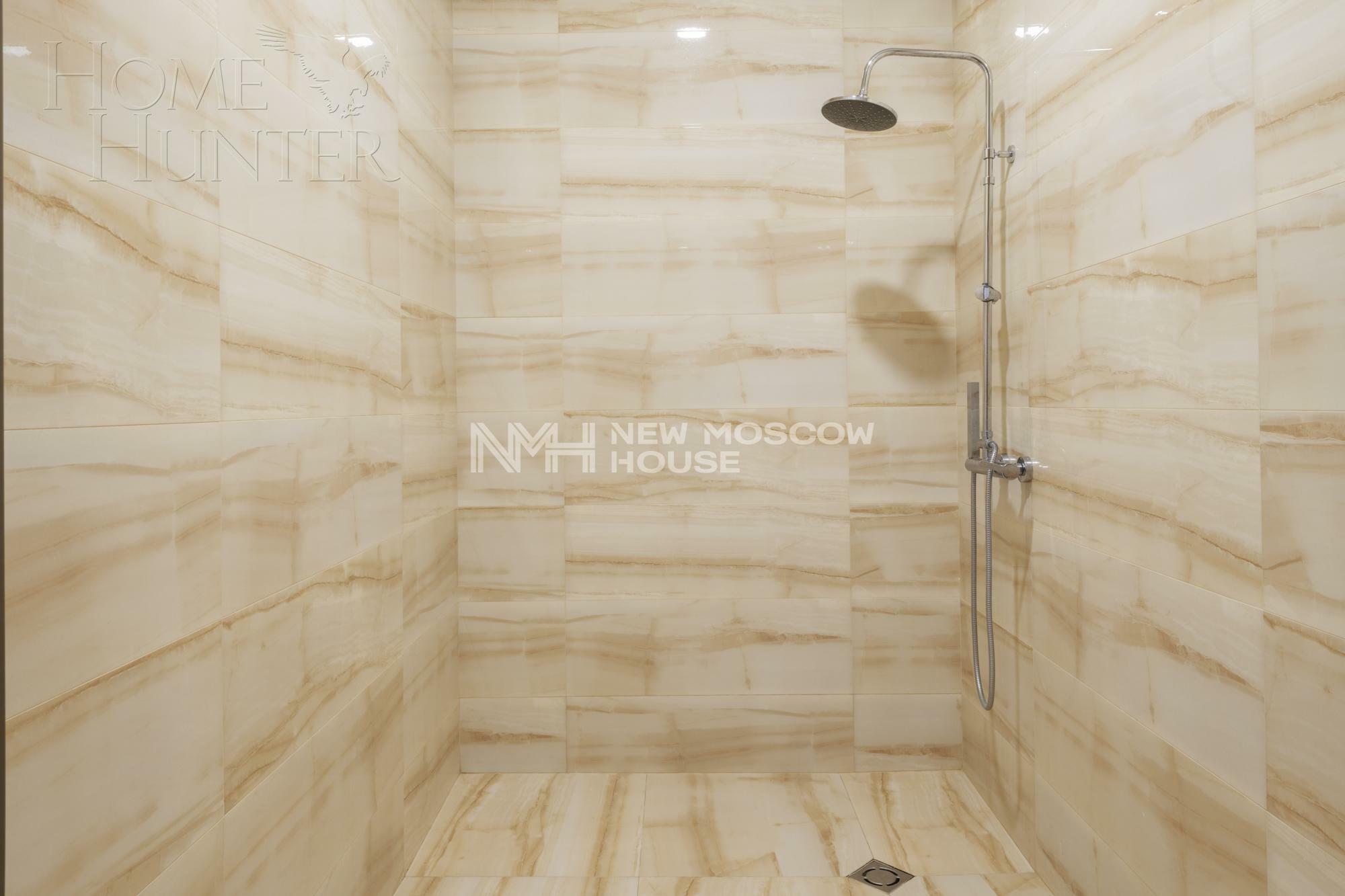 3-этажный коттедж 670.5 м² с отделкой