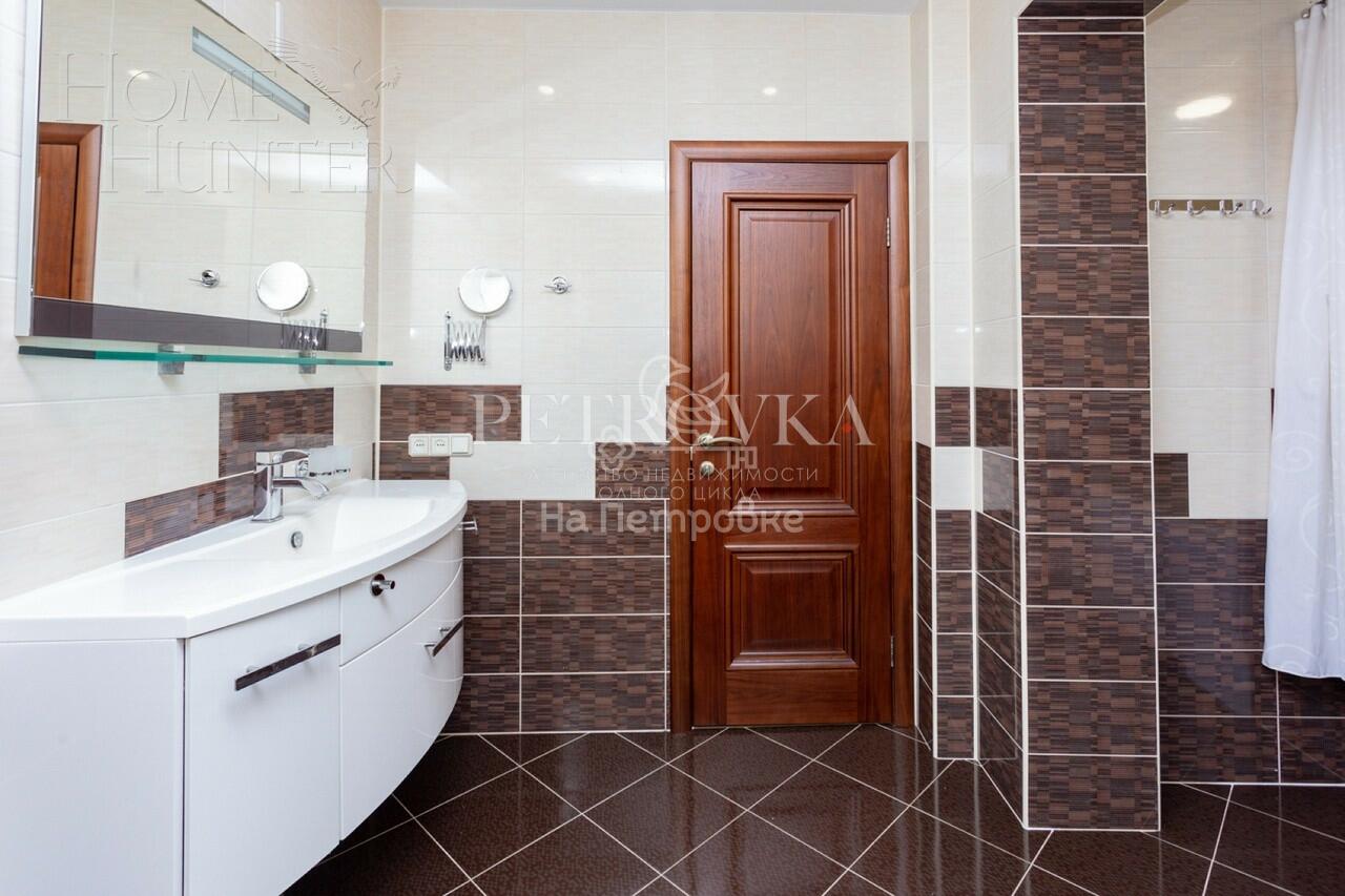 1-этажный коттедж 358 м² с отделкой