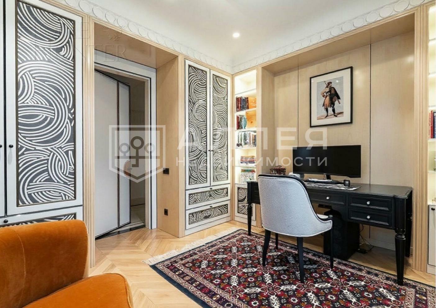 3-этажный коттедж 1 000 м² с отделкой