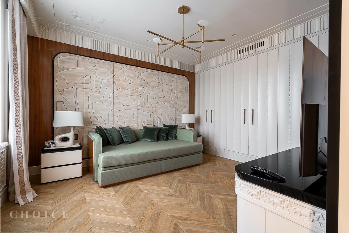 2-этажный коттедж 1 000 м² с отделкой