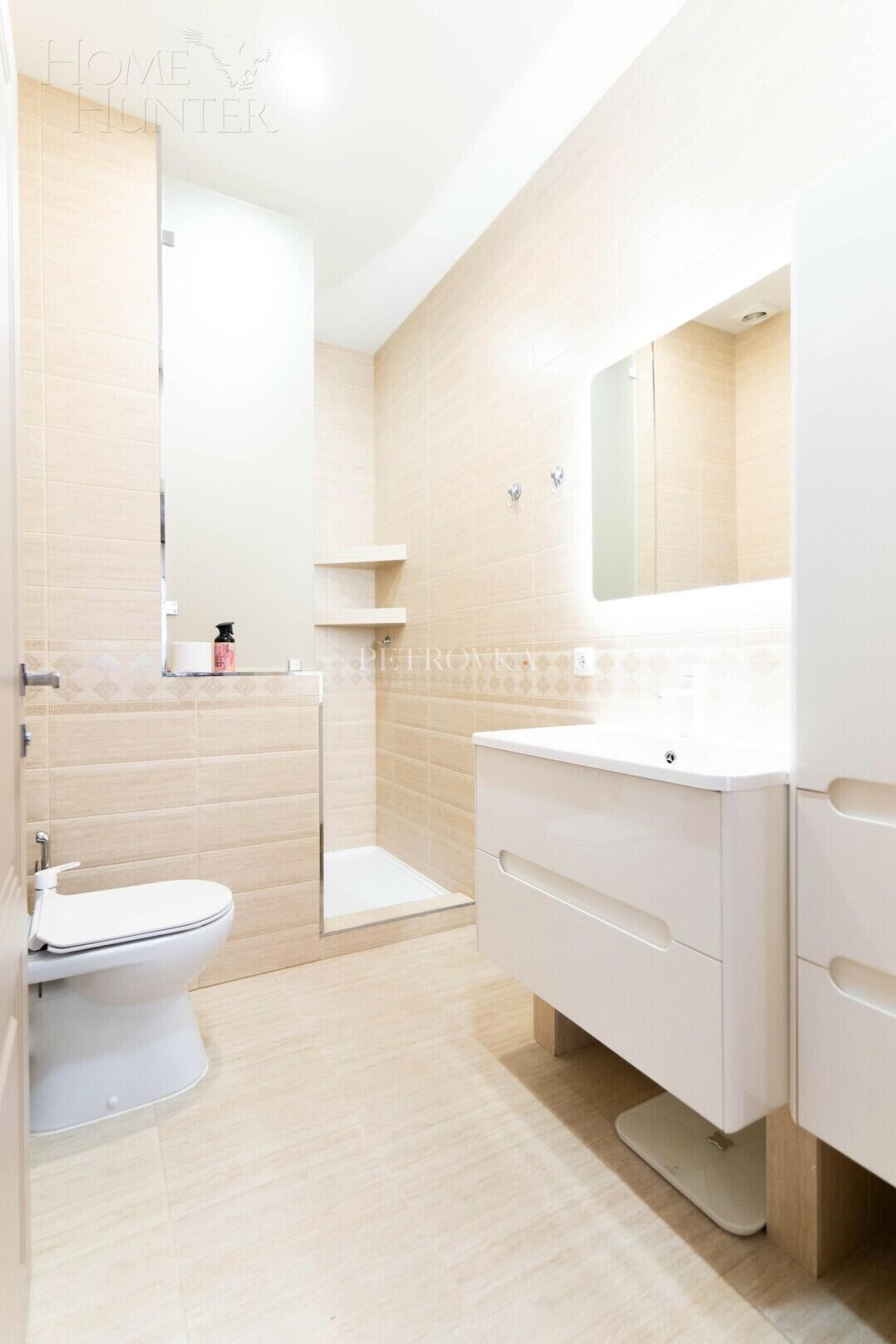 1-этажный коттедж 358 м² с отделкой