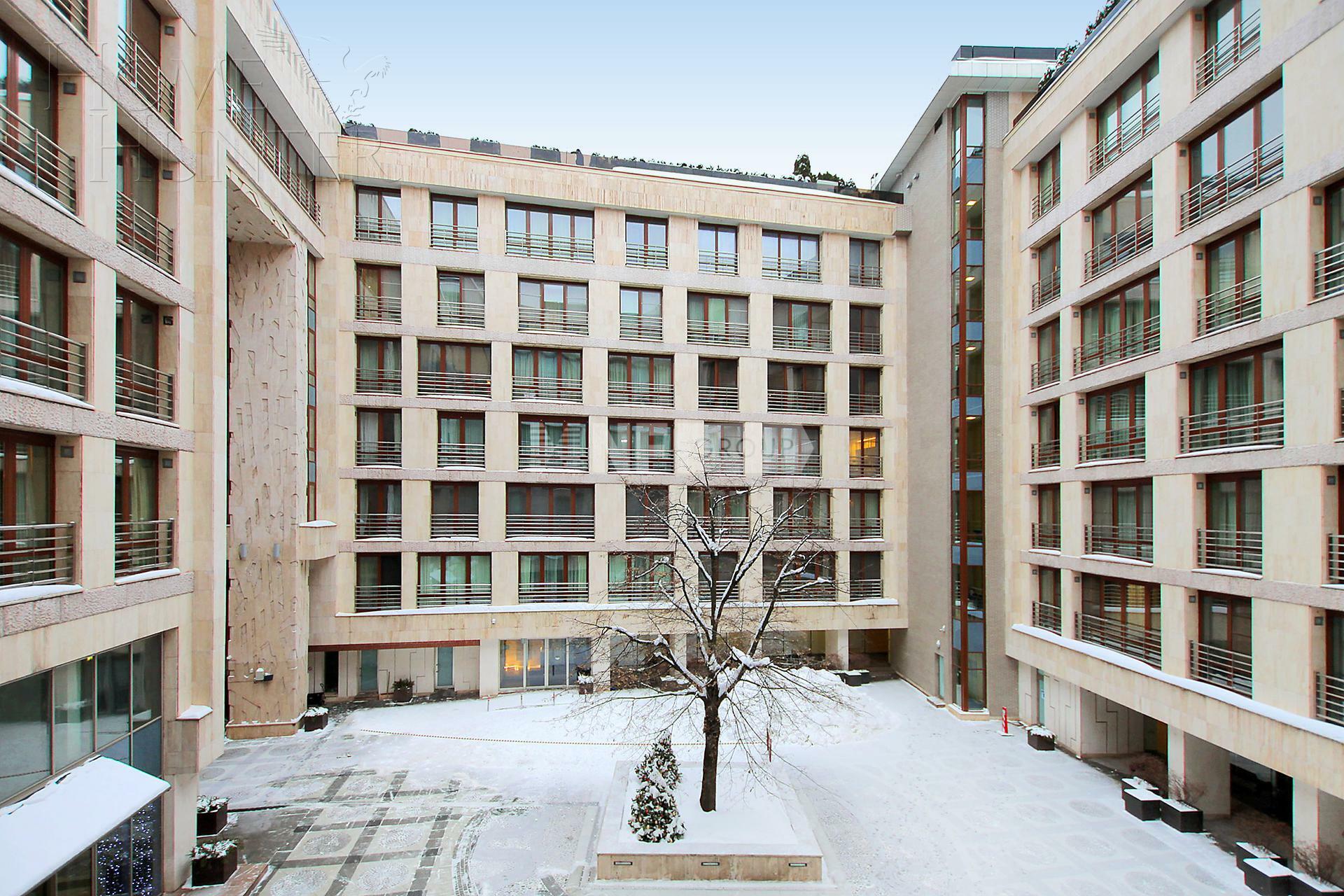 3-КОМН. КВАРТИРА С ОТДЕЛКОЙ 187 М² НА 3 ЭТАЖЕ