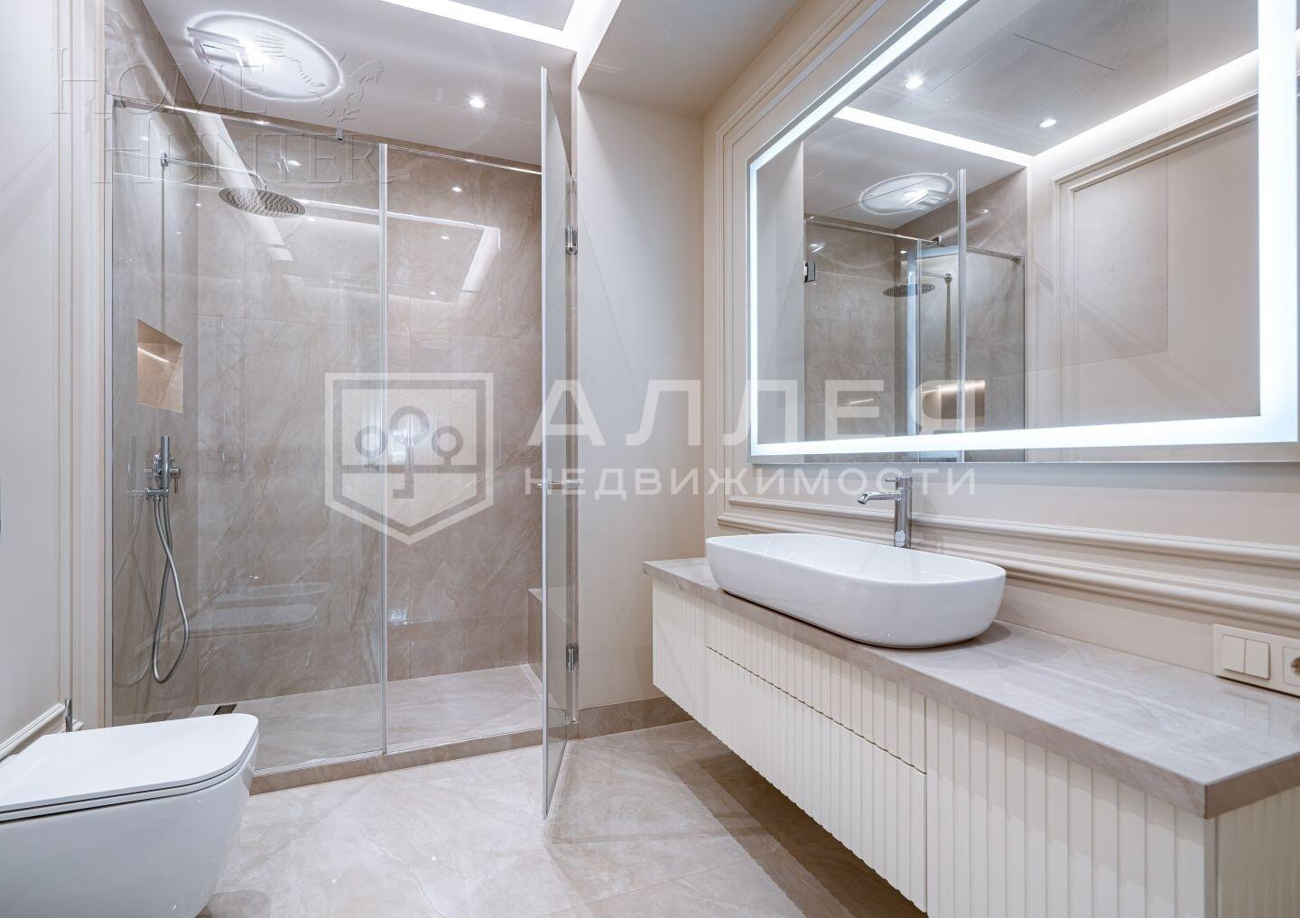4-этажный таунхаус 287 м² с отделкой