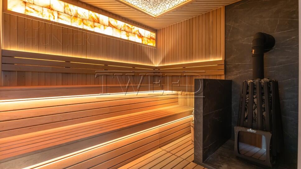 3-этажный коттедж 1 900 м² без отделки