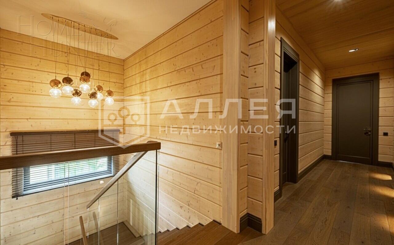 2-этажный коттедж 300 м² с отделкой
