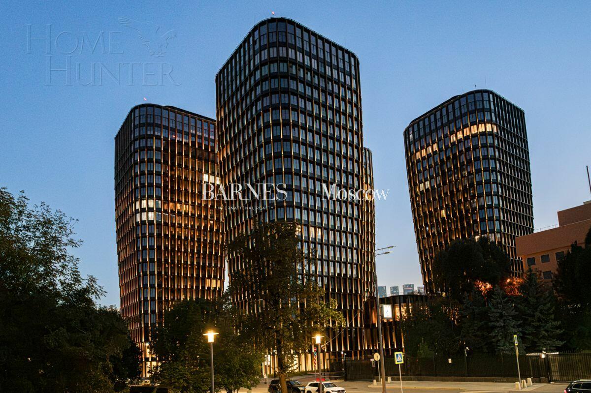 10-КОМН. ПЕНТХАУС БЕЗ ОТДЕЛКИ 847.2 М² НА 20 ЭТАЖЕ