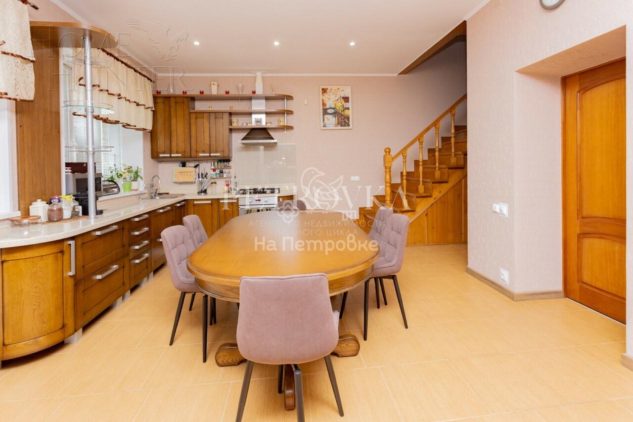 1-этажный коттедж 358 м² с отделкой