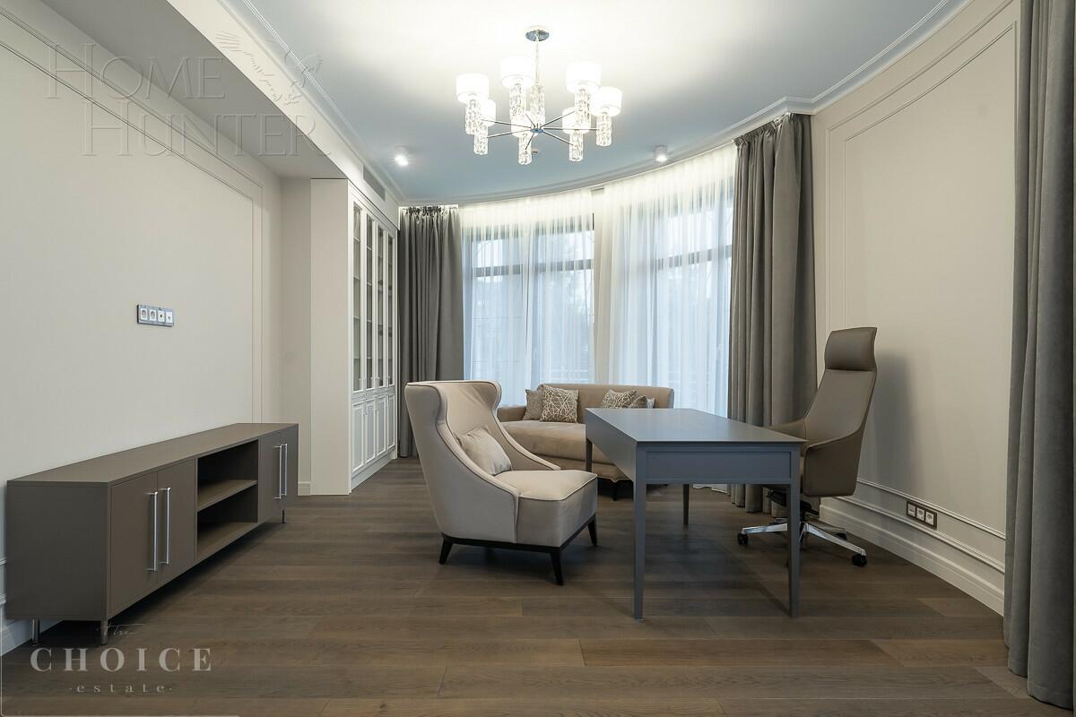 3-этажный коттедж 1 445 м² с отделкой