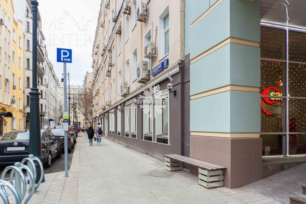 4-КОМН. КВАРТИРА С ОТДЕЛКОЙ 261 М² НА 5 ЭТАЖЕ