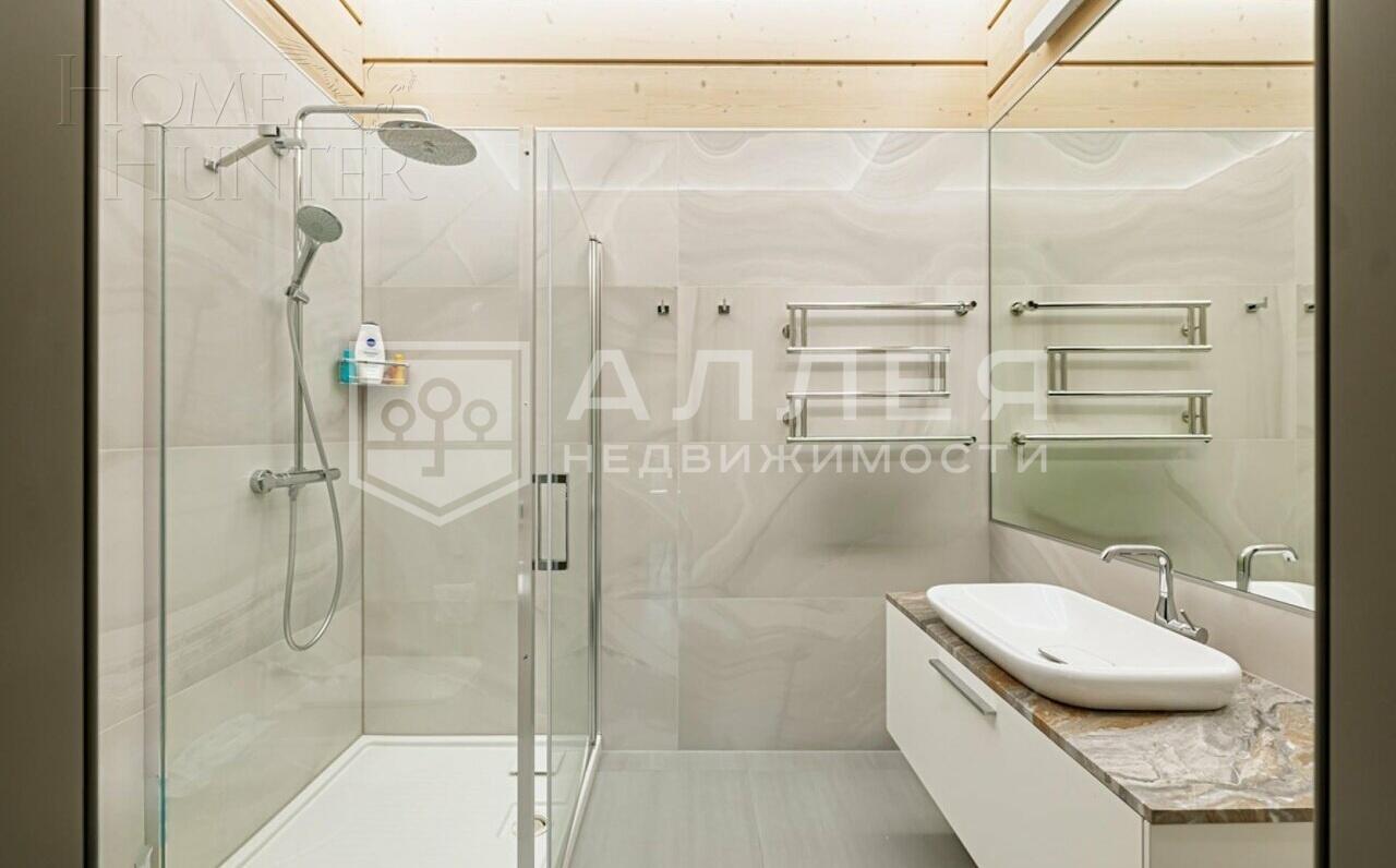 2-этажный коттедж 300 м² с отделкой