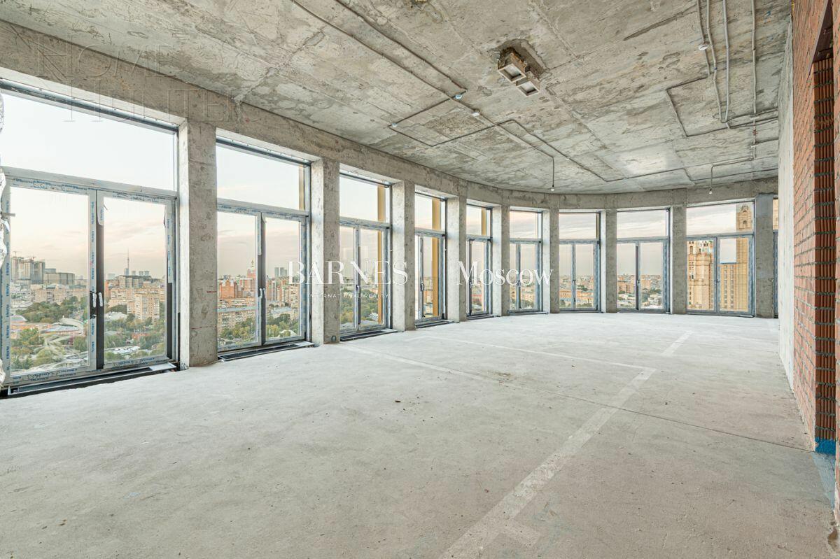 10-КОМН. ПЕНТХАУС БЕЗ ОТДЕЛКИ 847.2 М² НА 20 ЭТАЖЕ
