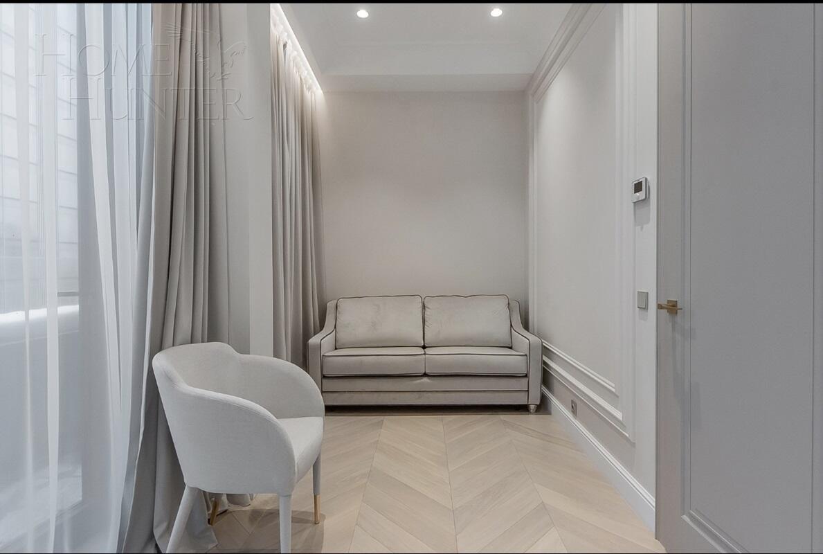 4-КОМН. КВАРТИРА С ОТДЕЛКОЙ 180 М² НА 15 ЭТАЖЕ