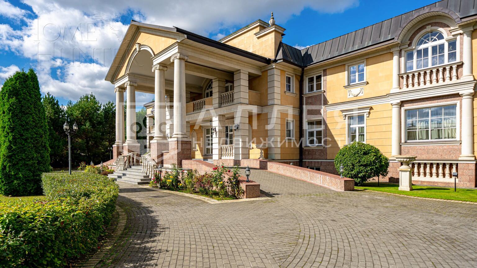 2-этажный коттедж 2 800 м² с отделкой