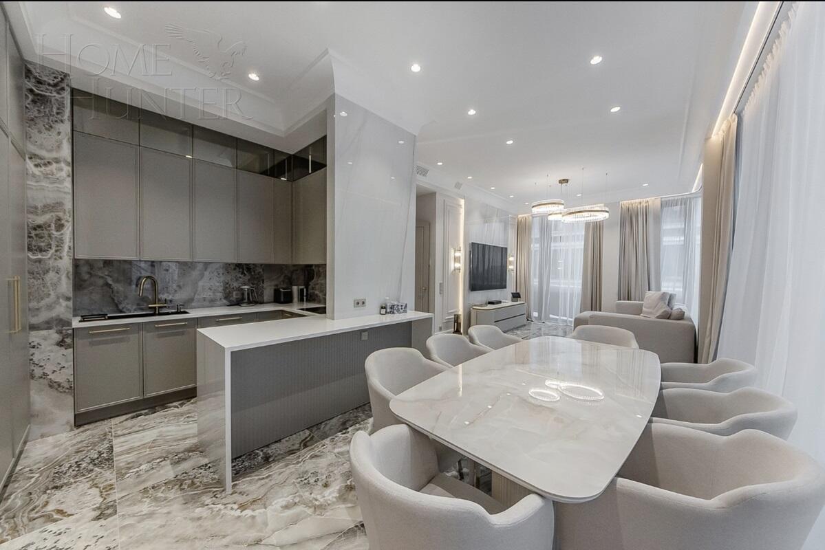 4-КОМН. КВАРТИРА С ОТДЕЛКОЙ 180 М² НА 15 ЭТАЖЕ