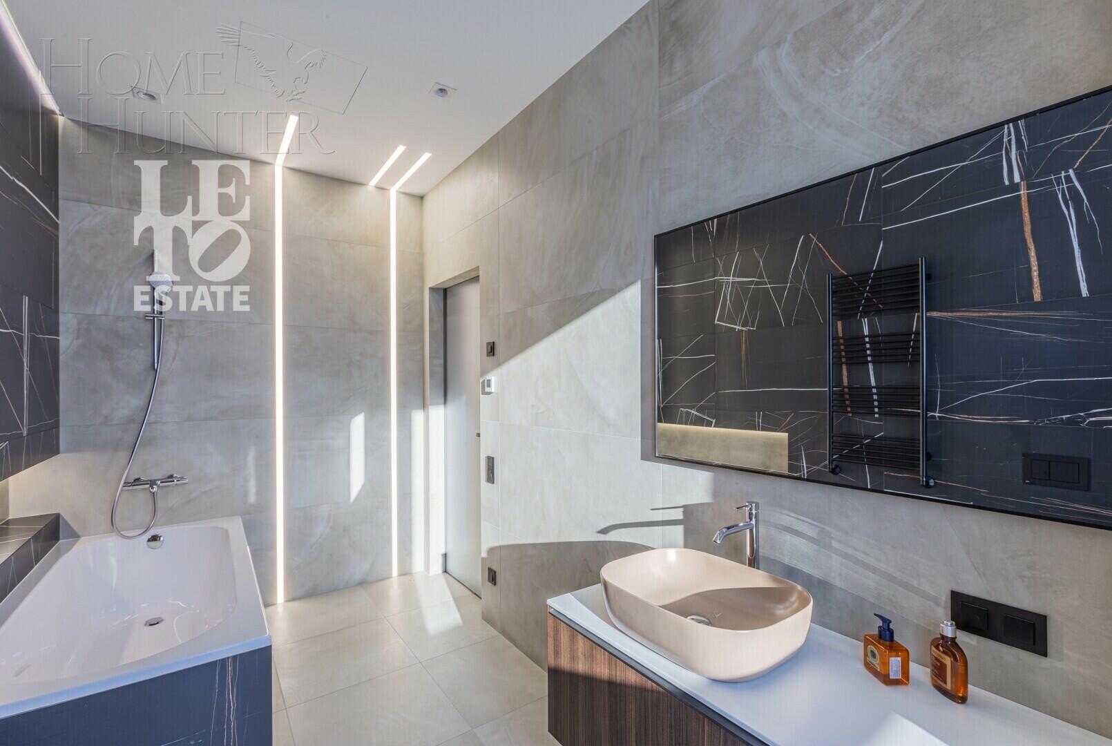1-этажный коттедж 320.4 м² с отделкой