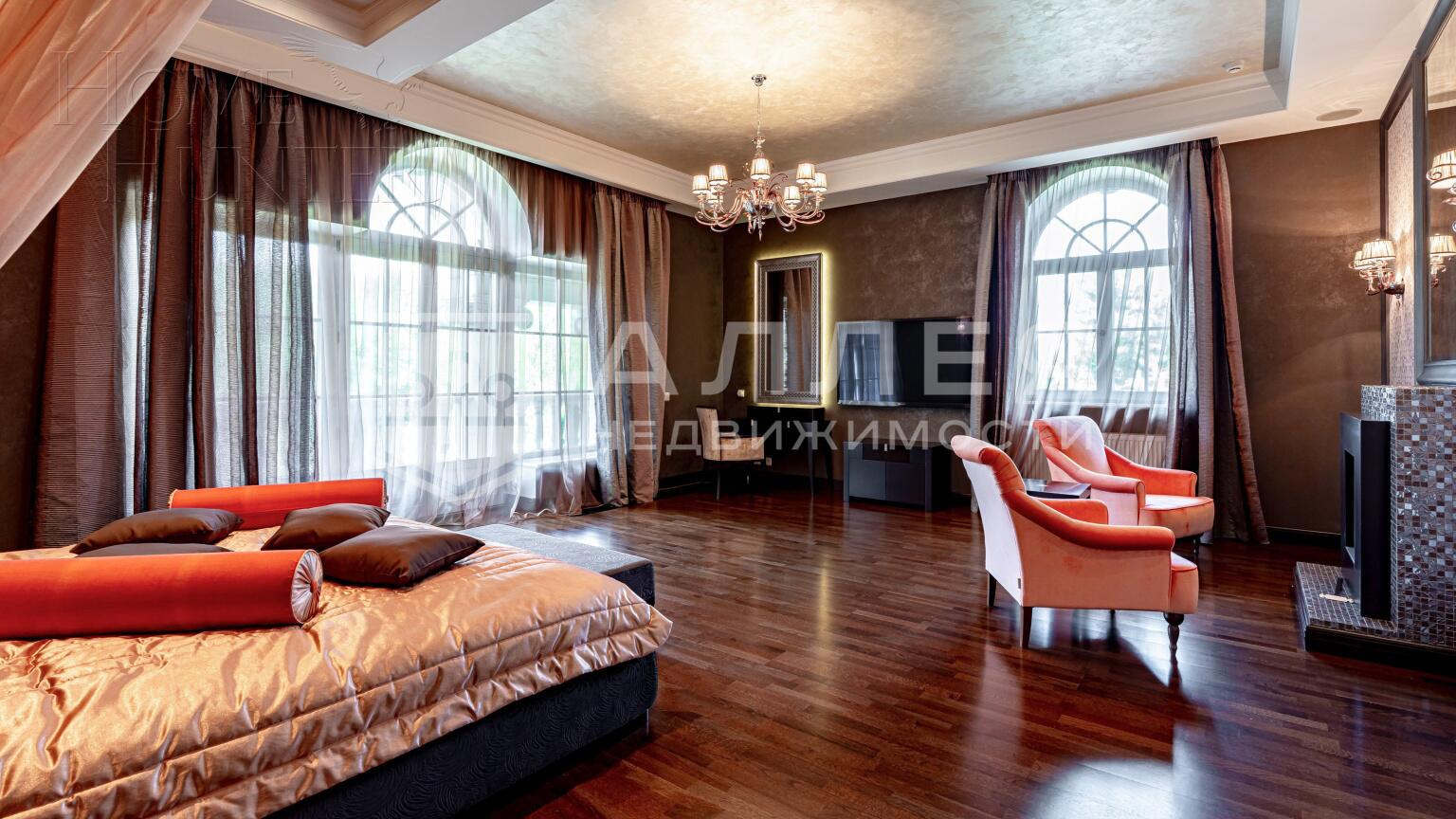 2-этажный коттедж 2 800 м² с отделкой