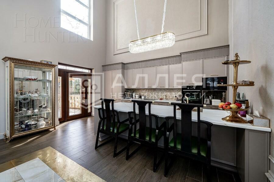 2-этажный коттедж 476.7 м² с отделкой