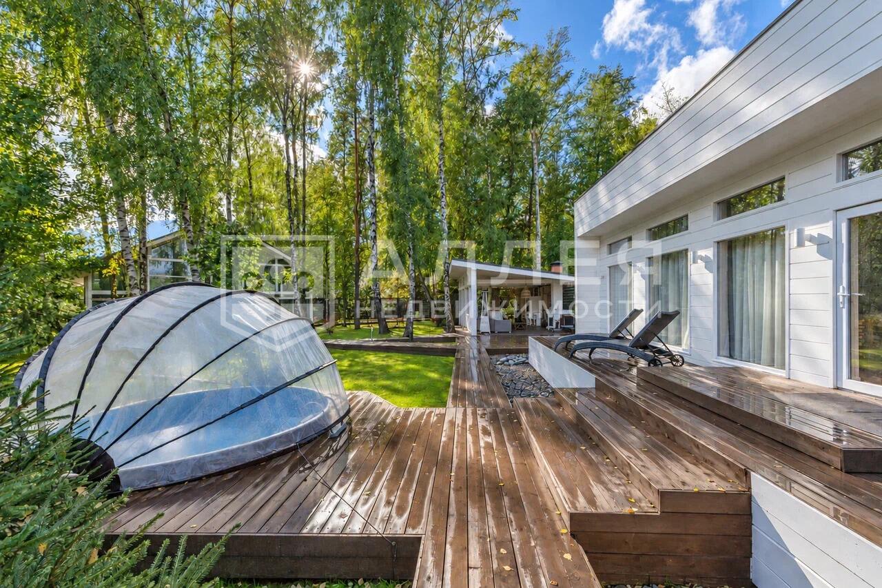 2-этажный коттедж 290 м² с отделкой