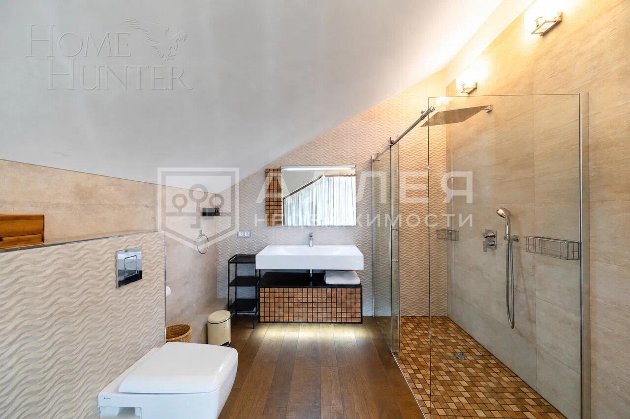 2-этажный коттедж 290 м² с отделкой