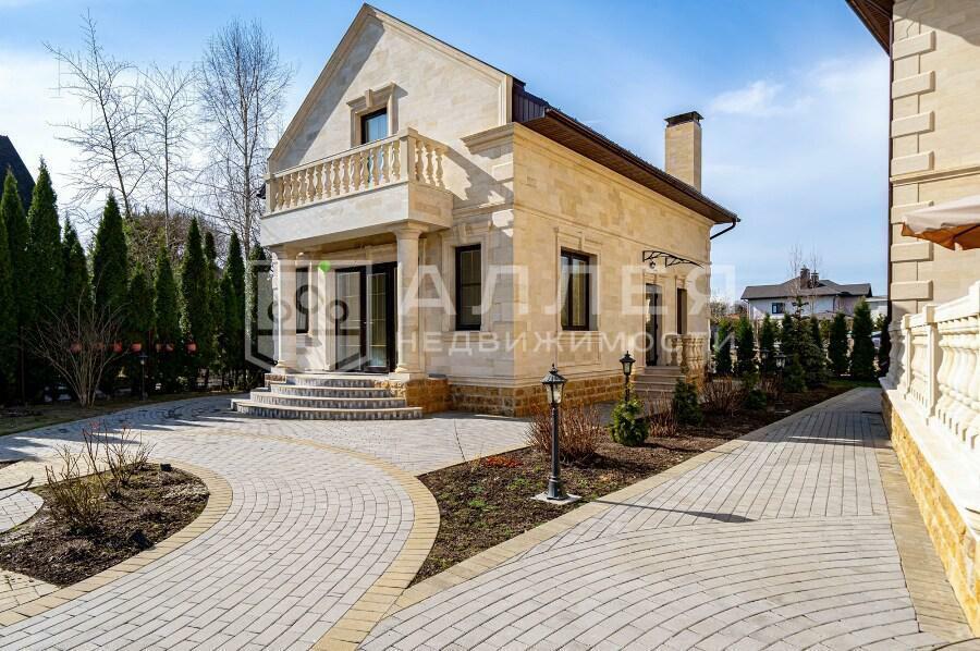 2-этажный коттедж 476.7 м² с отделкой
