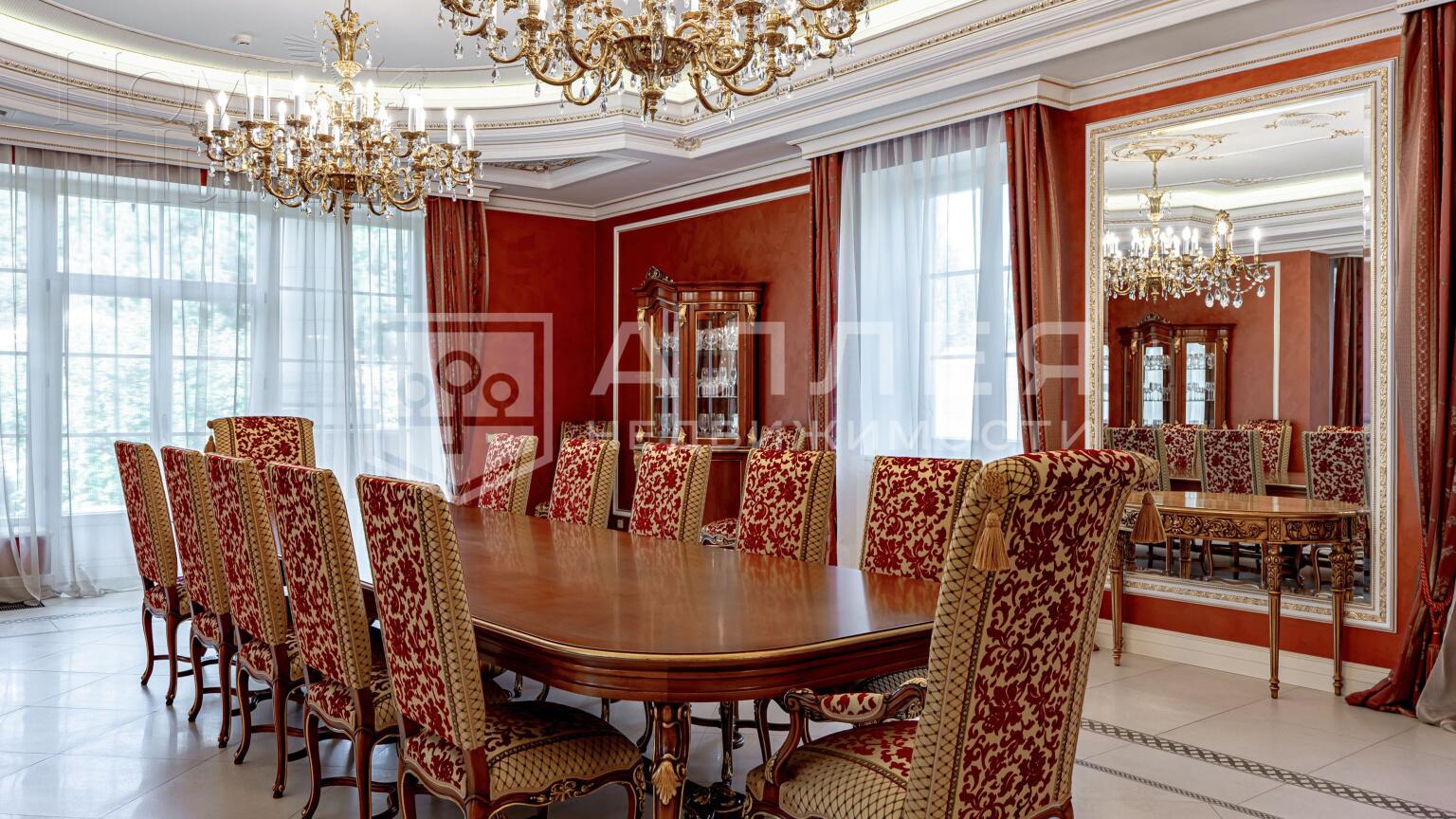 2-этажный коттедж 2 800 м² с отделкой