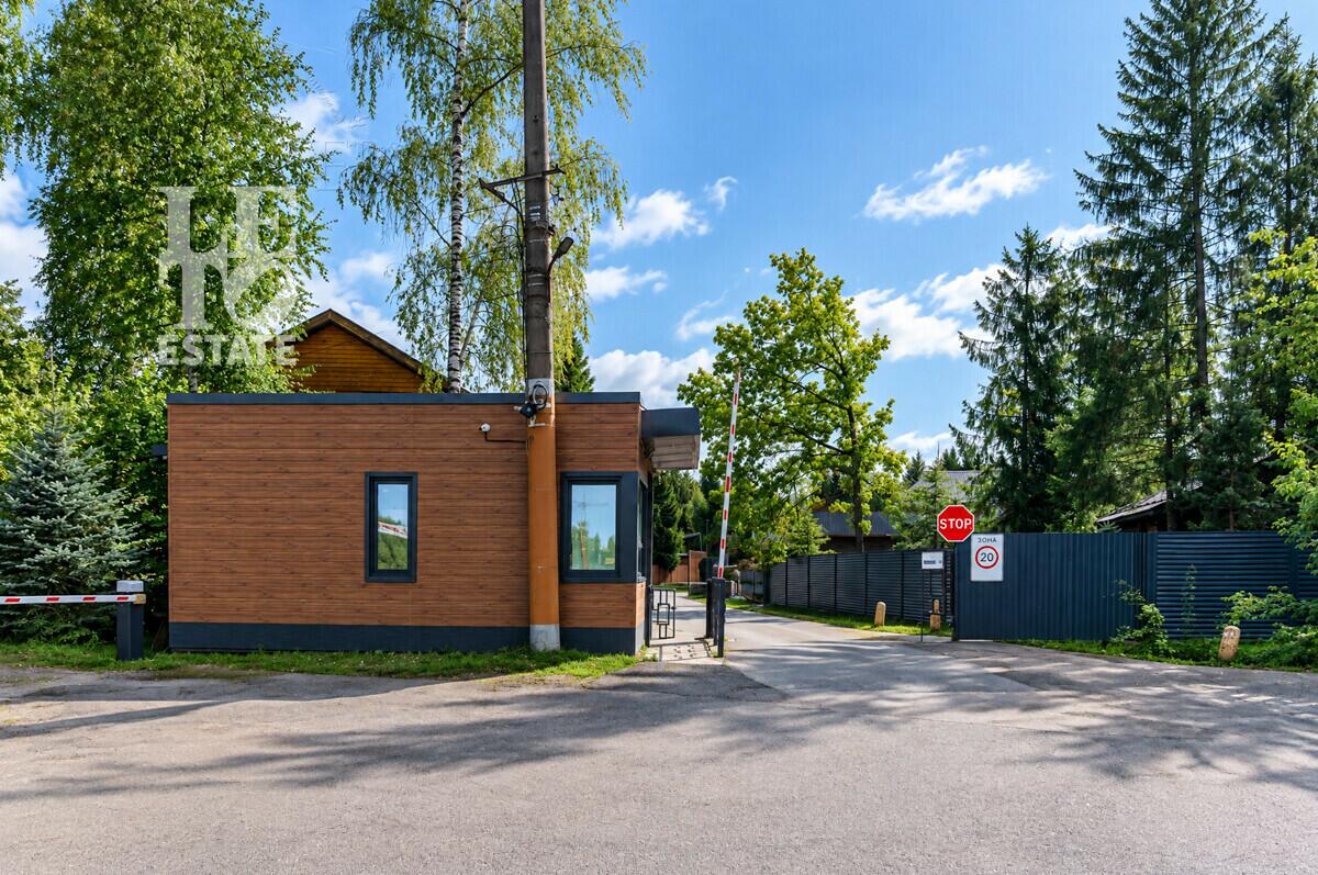 1-этажный коттедж 380 м² с отделкой