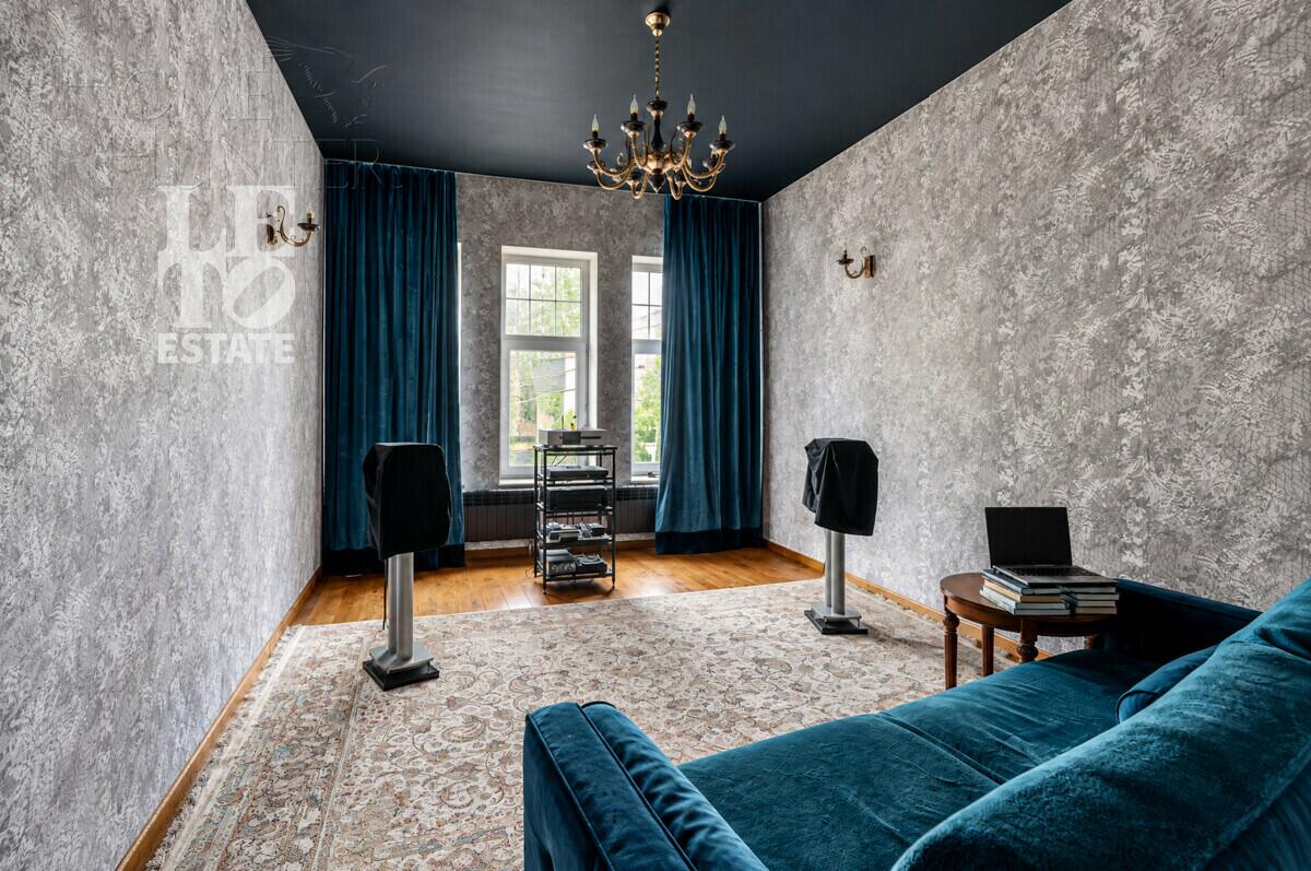 1-этажный коттедж 380 м² с отделкой