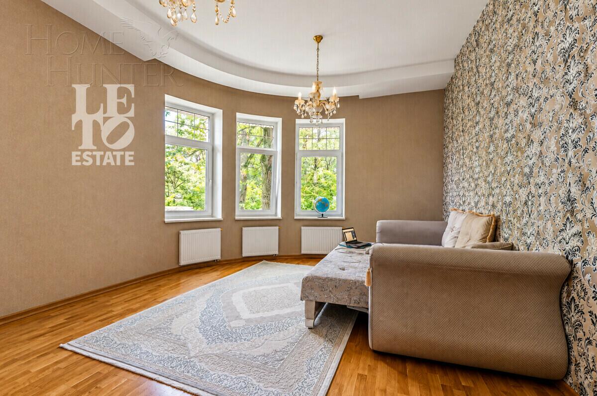 1-этажный коттедж 380 м² с отделкой