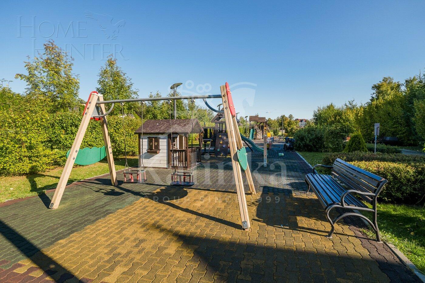 3-этажный коттедж 800 м² с отделкой