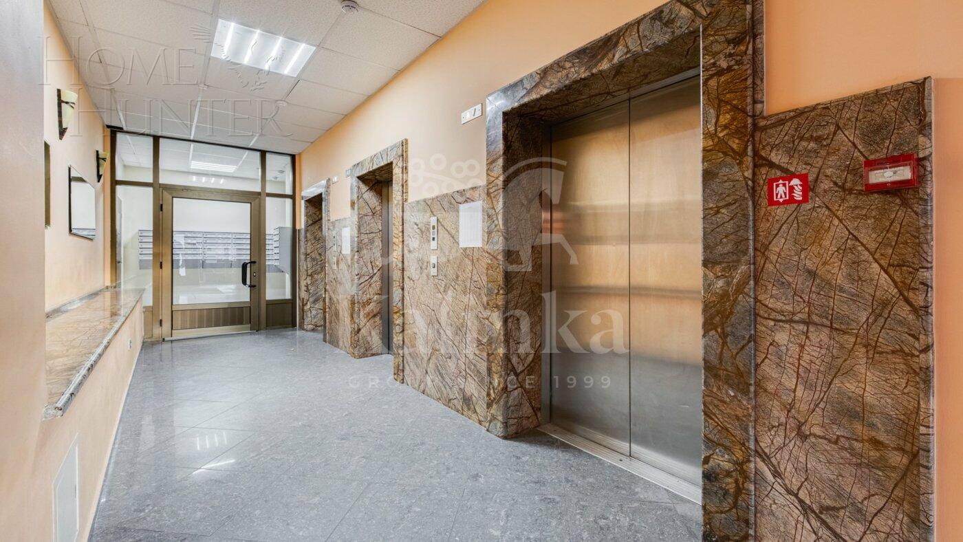 5-КОМН. КВАРТИРА С ОТДЕЛКОЙ 140 М² НА 6 ЭТАЖЕ