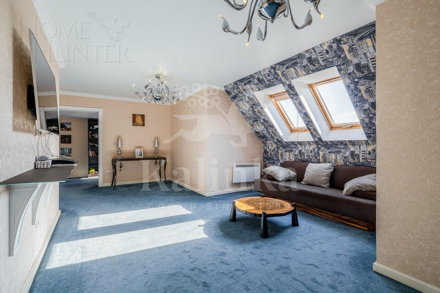 3-этажный коттедж 800 м² с отделкой
